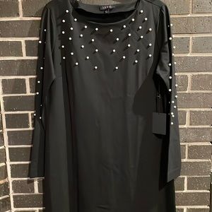 Cyrus Black/Pearl Dress